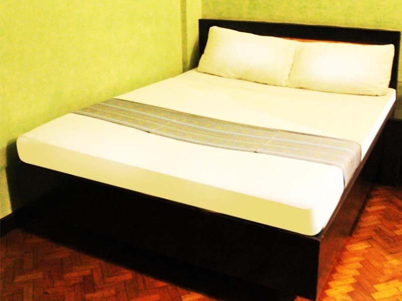 Hotel 2016 Manila Zimmer foto